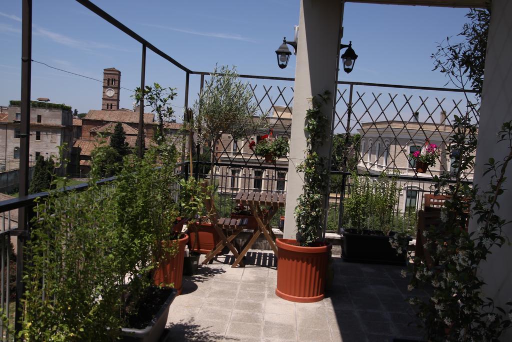 Terrazza Sotto Le Stelle Hotel Rome Exterior photo